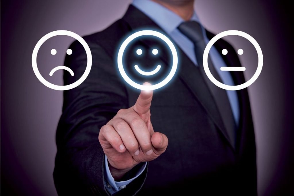 découvrez pourquoi un crm est essentiel pour les pme : gestion efficace des clients, amélioration des ventes et gain de productivité. adoptez une solution adaptée à la croissance de votre entreprise.